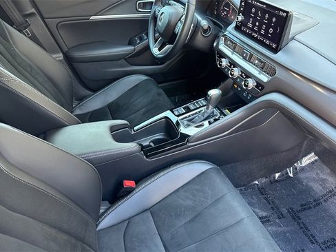 Certified 2025 Acura Integra A-Spec image 18