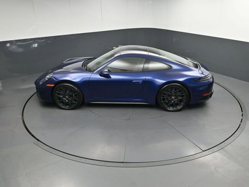 Used 2025 Porsche 911 Carrera 4 GTS AWD/4WD image 38