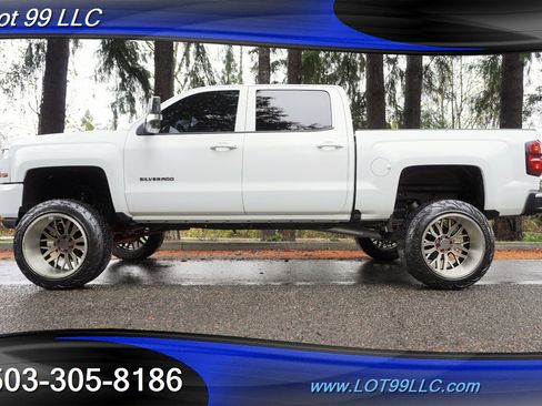 Used 2018 Chevrolet Silverado 1500 Custom w/ Custom Value Package image 1