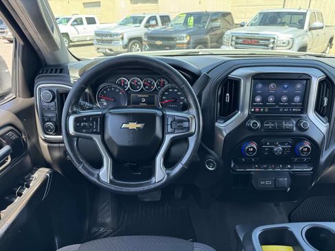 Used 2021 Chevrolet Silverado 1500 LT AWD/4WD image 25