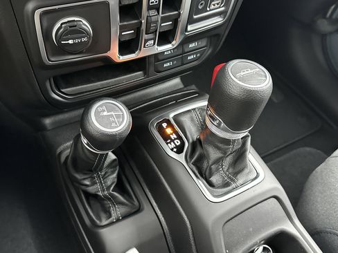 New 2026 Jeep Gladiator Sport image 23