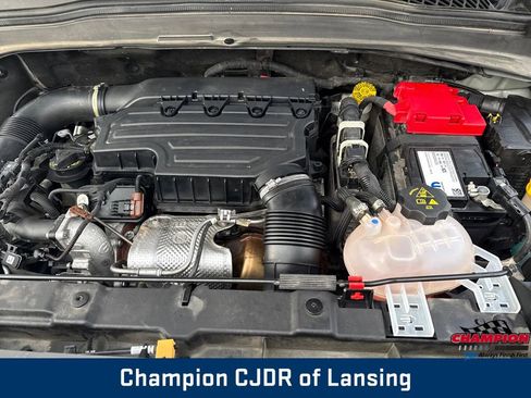 Used 2023 Jeep Renegade Latitude image 24