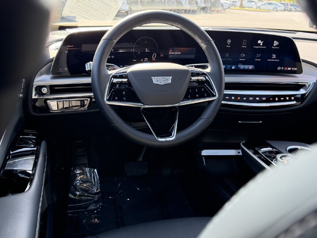 Used 2024 Cadillac Lyriq Sport AWD/4WD image 8