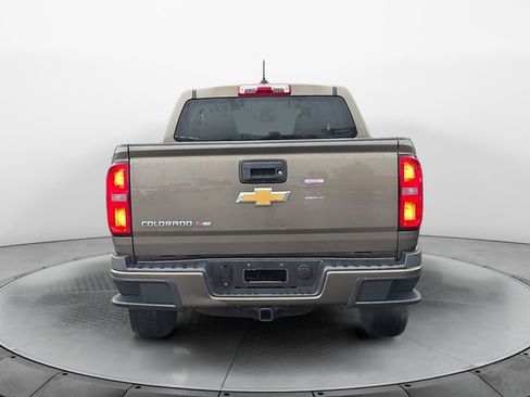 Used 2017 Chevrolet Colorado W/T w/ WT Convenience Package AWD/4WD image 4