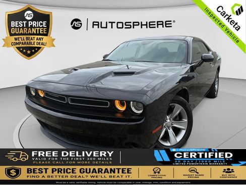 Used 2019 Dodge Challenger SXT RWD image 1