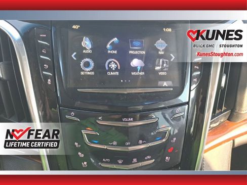 Used 2018 Cadillac Escalade Premium Luxury image 31