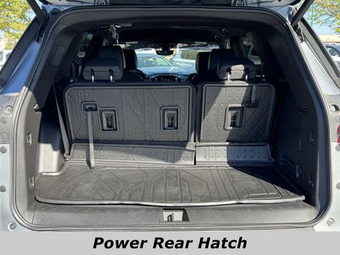 Used 2023 Chevrolet Traverse RS w/ LPO, Floor Liner Package image 13