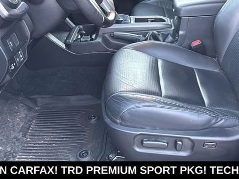 Used 2021 Toyota Tacoma TRD Sport w/ TRD Premium Sport Package AWD/4WD image 23