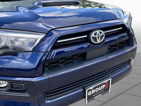 Used 2024 Toyota 4Runner TRD Sport AWD/4WD image 28