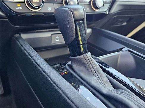 Used 2023 Honda Accord EX-L image 10