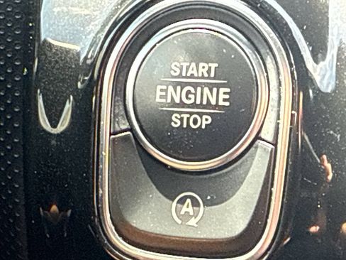 Used 2021 Mercedes-Benz CLA 250 image 26