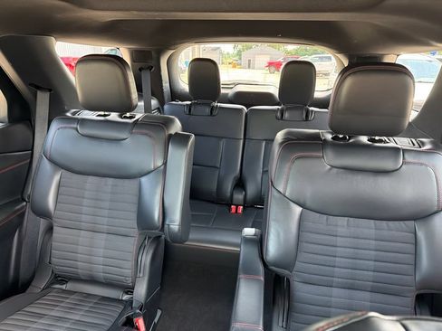 Used 2025 Ford Explorer ST-Line w/ Premium Package AWD/4WD image 27