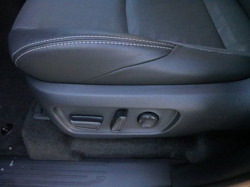 Certified 2025 Toyota 4Runner TRD Off-Road Premium image 20