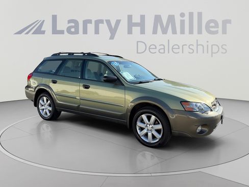 Used 2006 Subaru Outback 2.5i AWD/4WD image 7