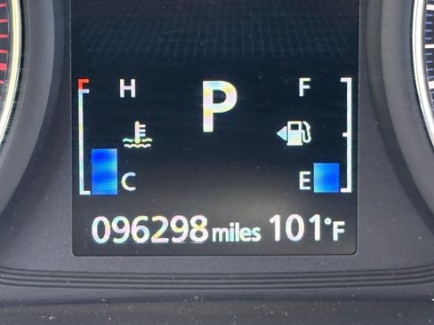 Used 2018 Mitsubishi Outlander SE FWD image 14