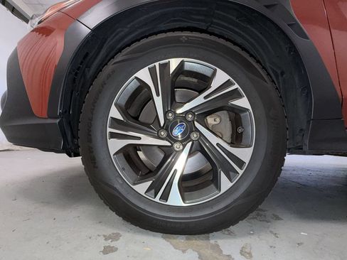 Used 2024 Subaru Crosstrek 2.0i Premium AWD/4WD image 14
