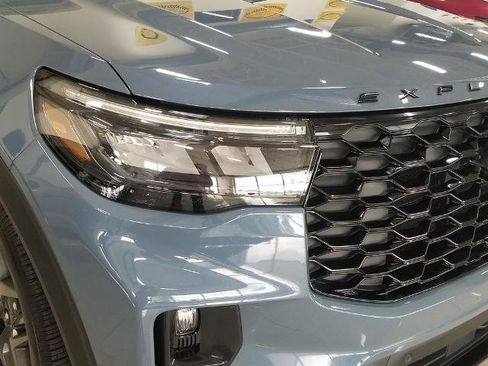 Certified 2025 Ford Explorer ST w/ Sun And Sound Package AWD/4WD image 5