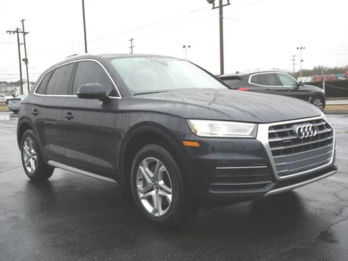 Used 2019 Audi Q5 2.0T Premium image 3