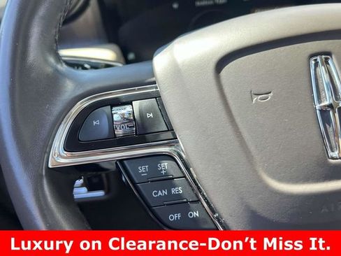 Used 2021 Lincoln Nautilus Reserve image 28