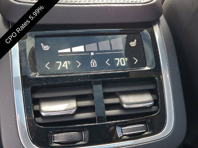 Certified 2024 Volvo XC90 T8 Ultimate w/ Lounge Package AWD/4WD image 13
