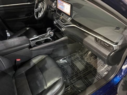 Certified 2023 Nissan Altima 2.5 SR w/ SR Premium Package FWD image 29