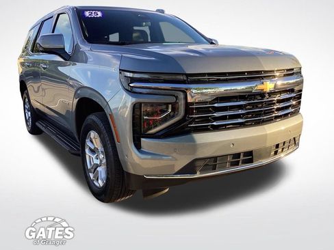 Used 2025 Chevrolet Tahoe LT AWD/4WD image 1
