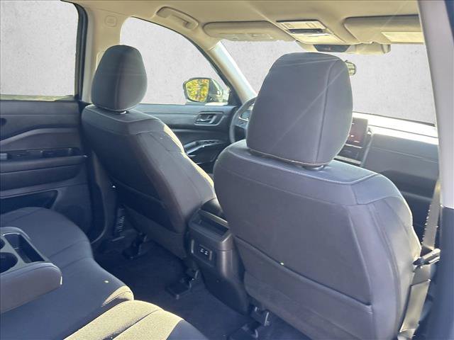 Used 2026 Nissan Pathfinder SV FWD image 26