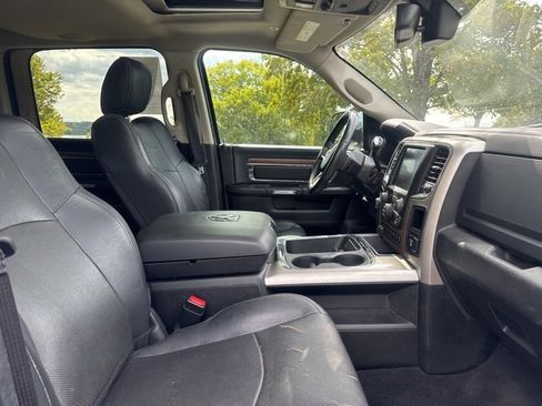 Used 2017 RAM 3500 Laramie image 10