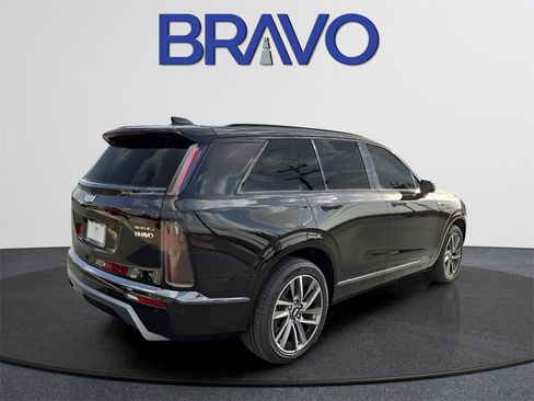 New 2026 Cadillac Vistiq Sport image 4