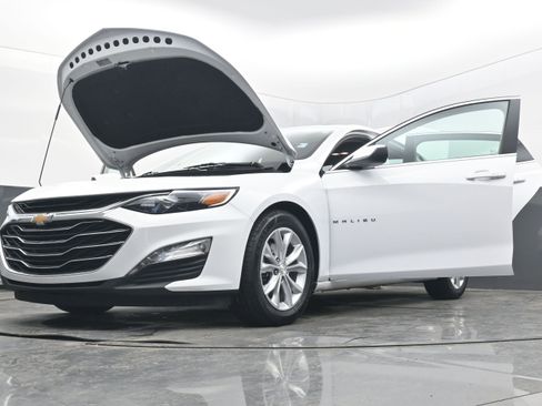 Used 2024 Chevrolet Malibu LT image 44