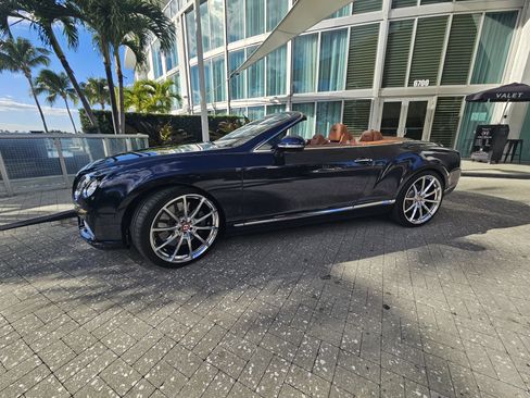 Used 2014 Bentley Continental GT image 4