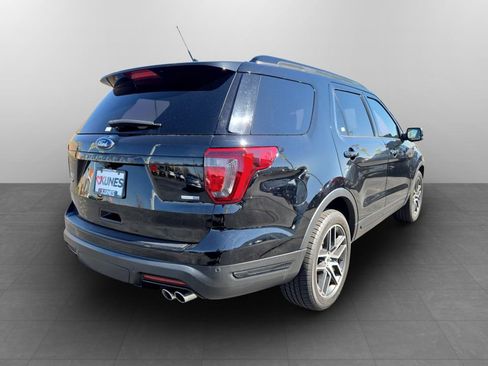 Used 2018 Ford Explorer Sport image 5