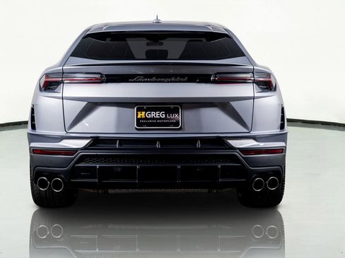 Used 2024 Lamborghini Urus S image 9
