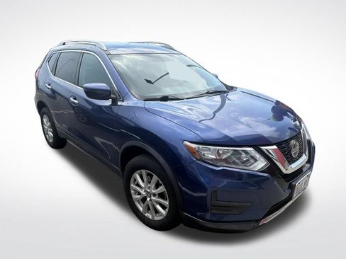 Used 2018 Nissan Rogue SV AWD/4WD image 2