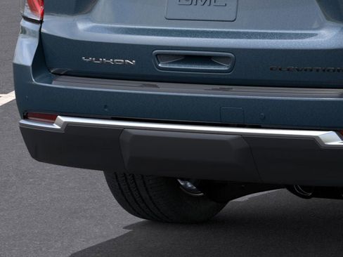 New 2026 GMC Yukon XL Elevation w/ LPO, Floor Liner Package AWD/4WD image 14