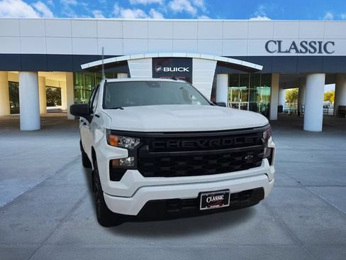 Used 2025 Chevrolet Silverado 1500 Custom w/ LPO, Dark Essentials Package RWD image 2