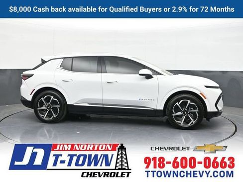 New 2025 Chevrolet Equinox EV LT image 1