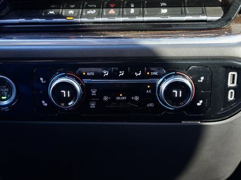 Used 2022 GMC Sierra 1500 Elevation w/ LPO, Elevation Black Package image 21