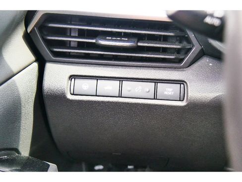 Used 2023 Nissan Altima 2.5 SV w/ SV Premium Package image 23