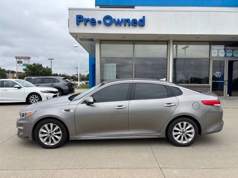 Used 2016 Kia Optima EX FWD image 8
