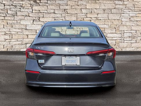 Used 2023 Honda Civic EX image 7