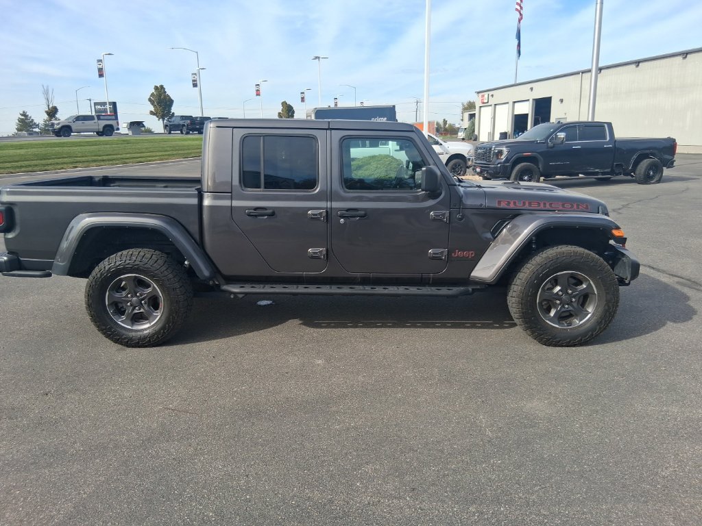 Used 2022 Jeep Gladiator Rubicon w/ Cold Weather Group AWD/4WD image 31
