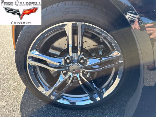 Used 2014 Chevrolet Corvette Stingray Convertible w/ 3LT Preferred Equipment Group RWD image 5