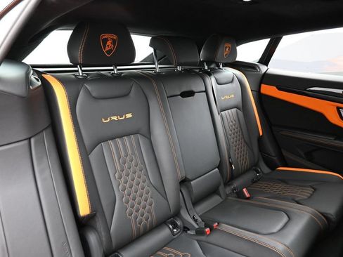 Used 2023 Lamborghini Urus S AWD/4WD image 29