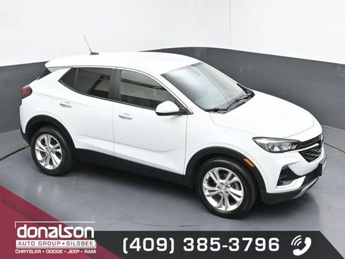 Used 2021 Buick Encore GX Preferred w/ Cold Weather Comfort Package image 17