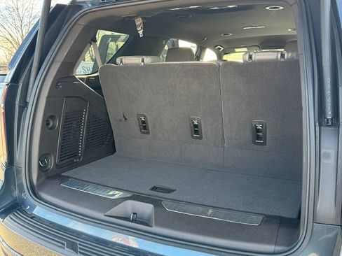 Used 2021 Chevrolet Tahoe Z71 w/ Z71 Off-Road Package image 38