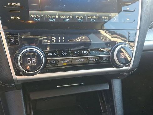 Used 2018 Subaru Outback 2.5i Premium image 15