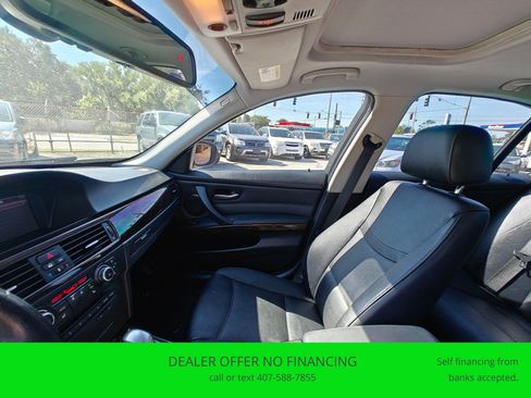 Used 2011 BMW 328i xDrive Sedan image 10