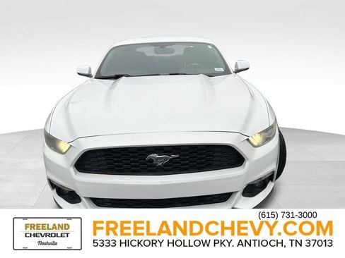 Used 2016 Ford Mustang Premium image 9