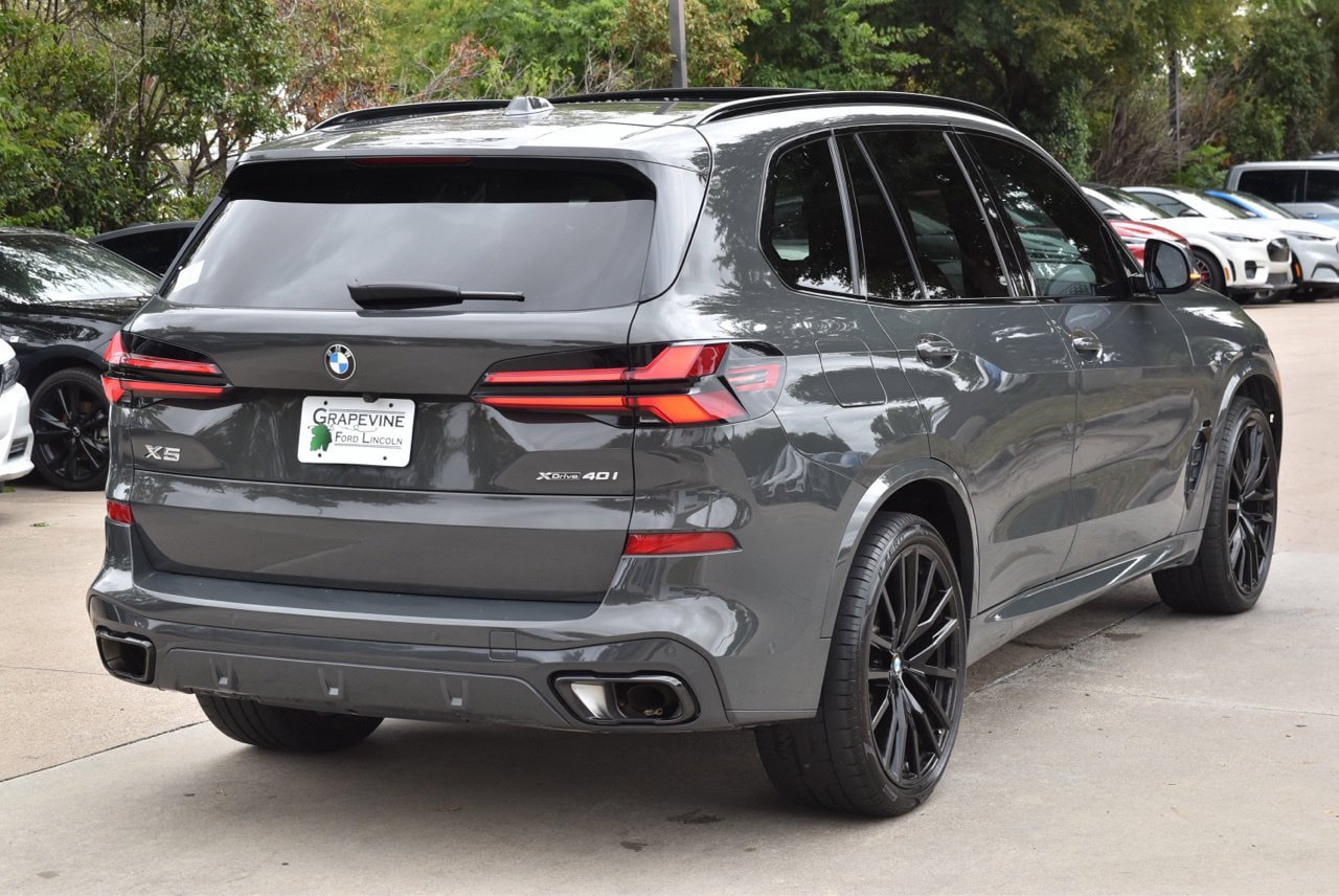 Used 2025 BMW X5 xDrive40i w/ M Sport Package AWD/4WD image 8